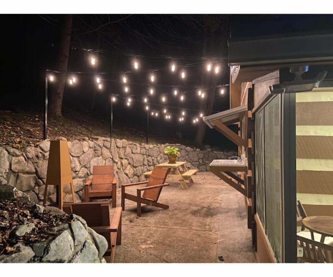 Beary Relaxing Cabin - Rustic With Outdoor Patio Townsend Exterior foto
