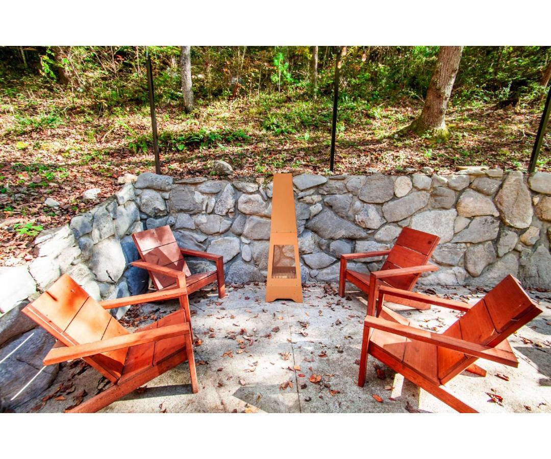Beary Relaxing Cabin - Rustic With Outdoor Patio Townsend Exterior foto