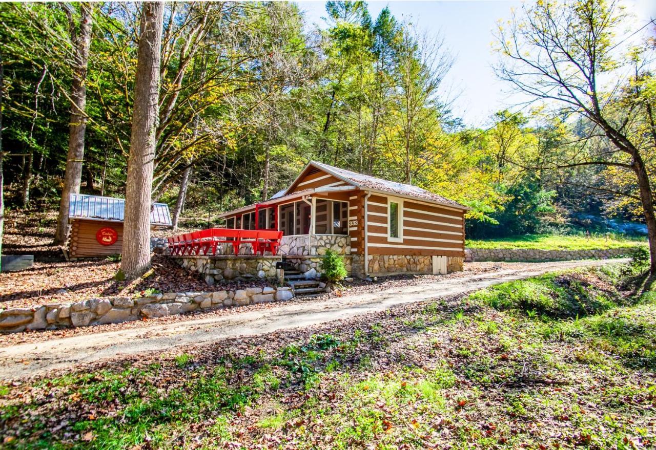 Beary Relaxing Cabin - Rustic With Outdoor Patio Townsend Exterior foto